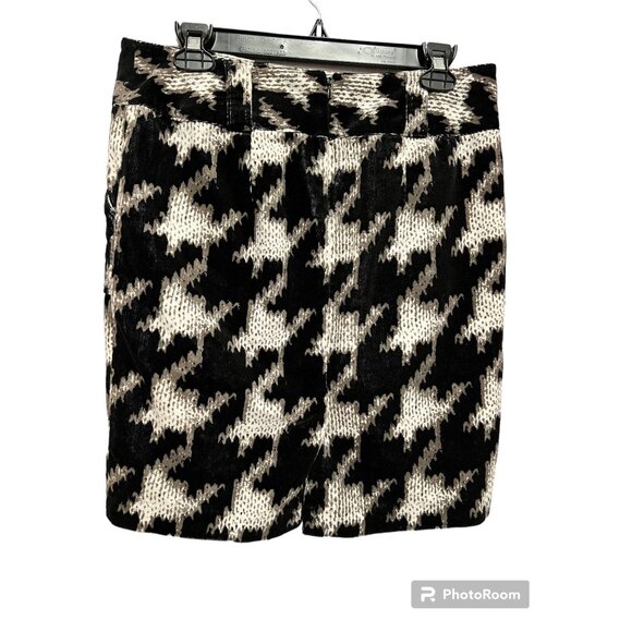 GO International Junior Black and White Camouflage Skirt With Belt Hoops No Belt - Picture 2 of 3
